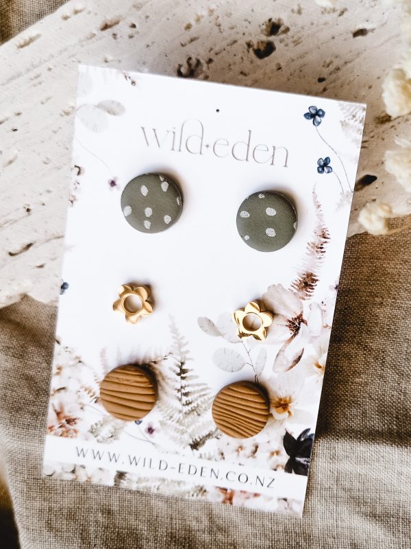 Cottage core studs Whakatane wild eden handmade polymer clay earrings handmade jewellery new zealand cottage core spring winter summer cute earrings