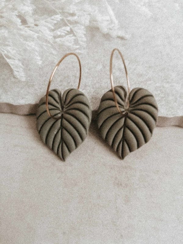 wild eden handmade polymer clay earrings handmade jewellery new zealand cottage core spring winter summer cute earrings